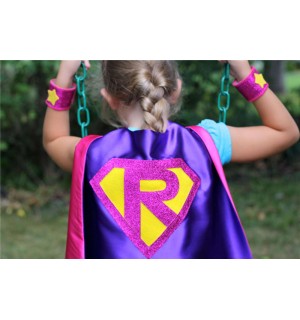 Kleding Meisjeskleding Verkleden Sparkle PERSONALIZED GIRL SUPERHERO Cape Fast Delivery Custom Shield with Initial 